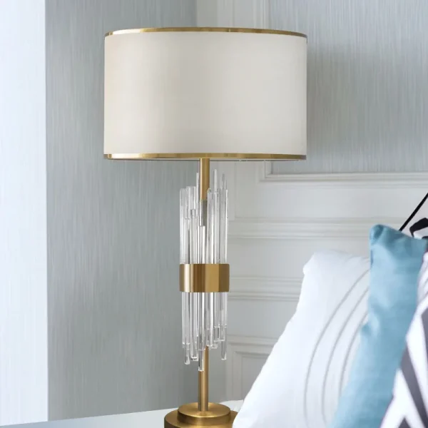 Lampe blanche à poser design luxe
