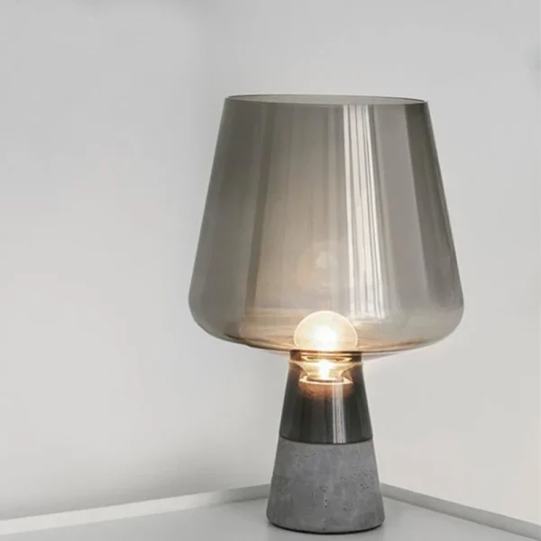 Lampe industrielle moderne à poser