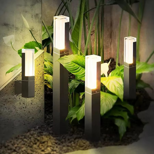 Lampe à poser au sol extérieure